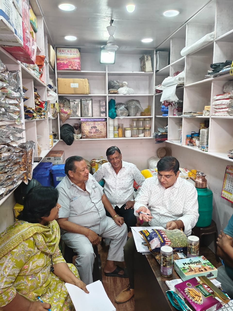 त्योहारी सीजन में उपभोक्ताओं के हितों की सुरक्षा के लिए उपभोक्ता मामले विभाग की सख्त कार्रवाई