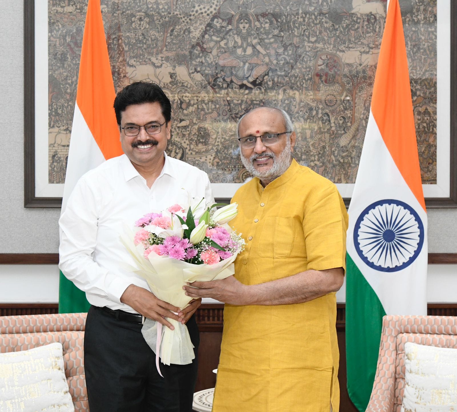डीयू कुलपति योगेश सिंह उपराष्ट्रपति से मुलाकात के दौरान। डीयू कुलपति योगेश सिंह उपराष्ट्रपति से मुलाकात के दौरान।