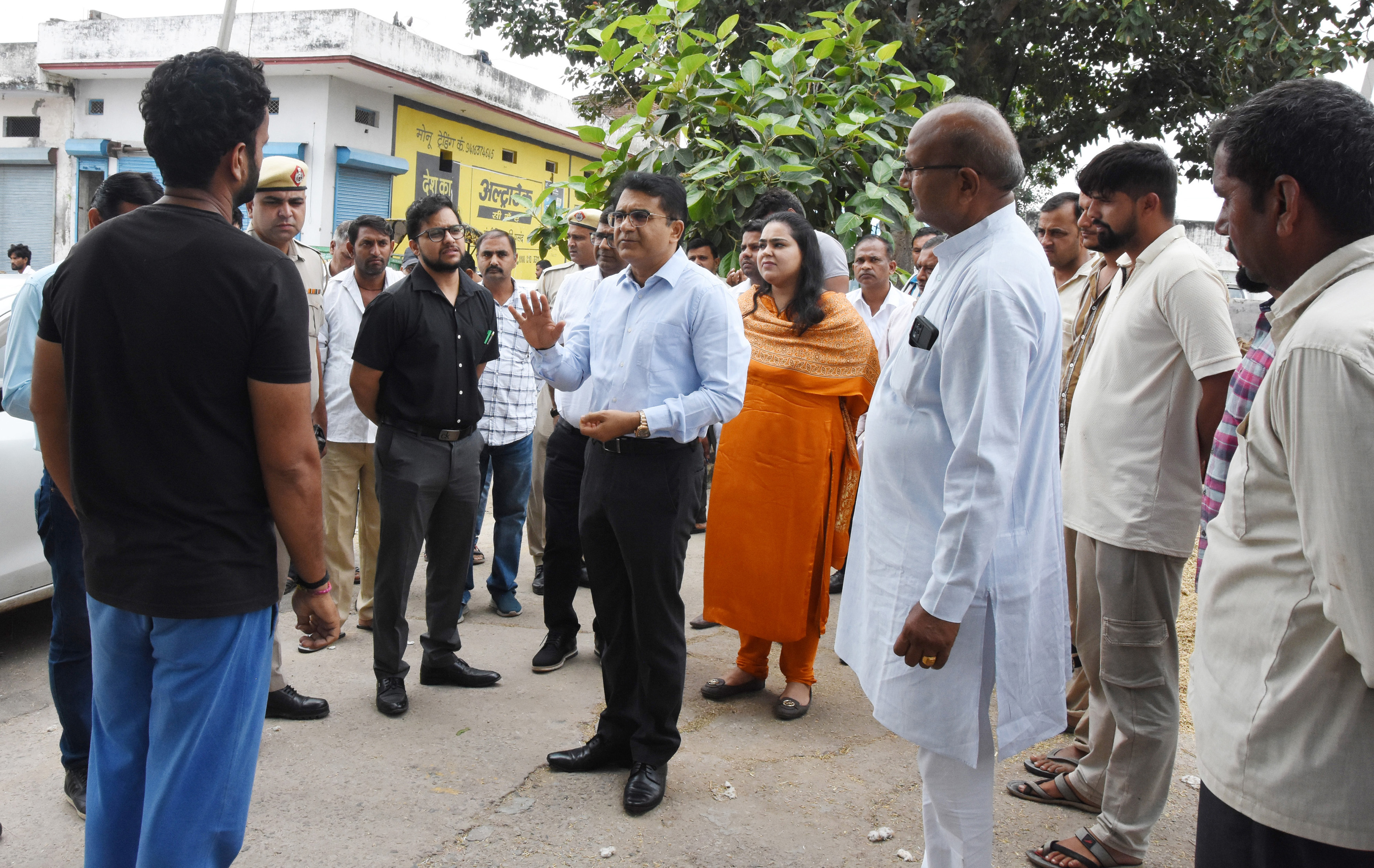 हथीन अनाज मंडी में खरीद प्रक्रिया सुचारू रूप से जारी : उपायुक्त हथीन अनाज मंडी में खरीद प्रक्रिया सुचारू रूप से जारी : उपायुक्त