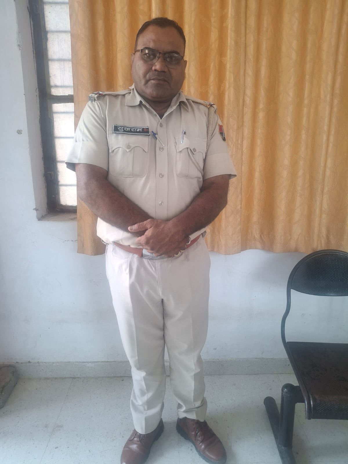 सहायक पुलिस उप निरीक्षक तीस हजार रुपये की रिश्वत लेते गिरफ्तार सहायक पुलिस उप निरीक्षक तीस हजार रुपये की रिश्वत लेते गिरफ्तार