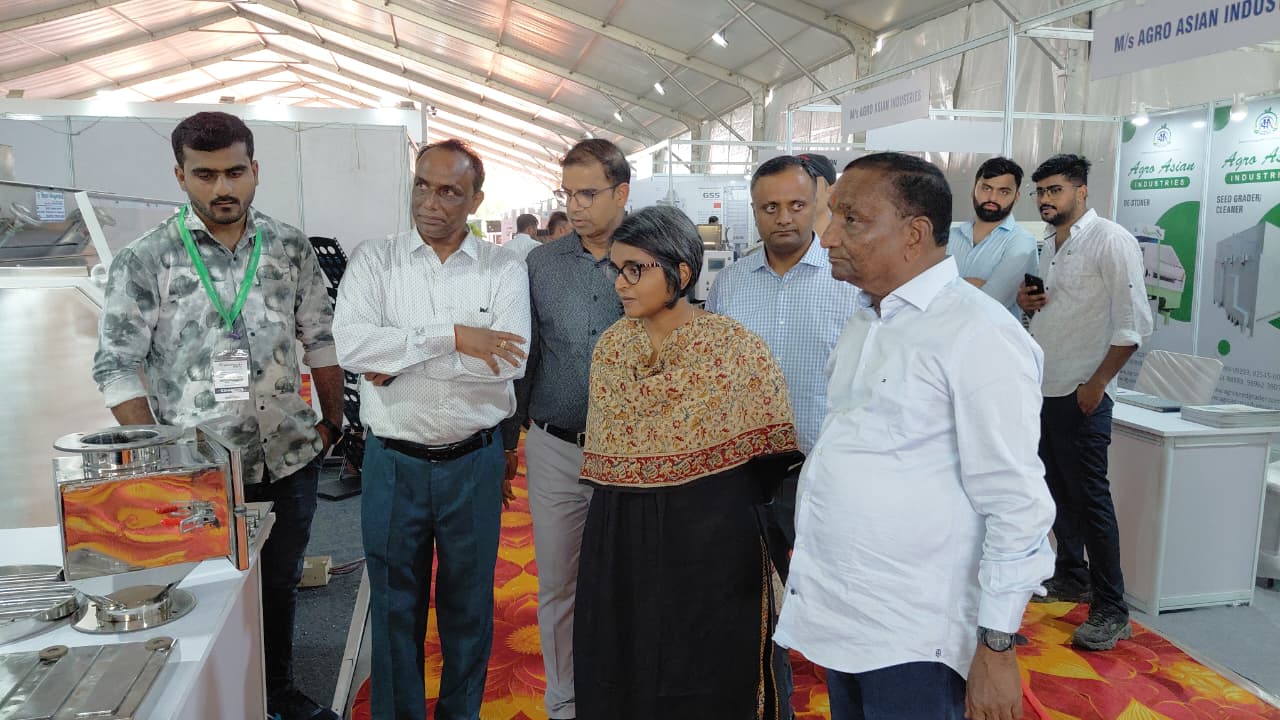 बीकानेर में ग्रेन इंडस्ट्री एक्सपो का शुभारंभ बीकानेर में ग्रेन इंडस्ट्री एक्सपो का शुभारंभ