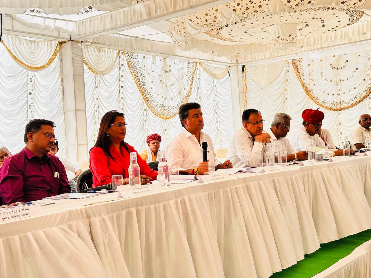 टेल लाइन पर किसानों को मिले पर्याप्त पानी-उद्योग एवं वाणिज्य मंत्री टेल लाइन पर किसानों को मिले पर्याप्त पानी-उद्योग एवं वाणिज्य मंत्री
