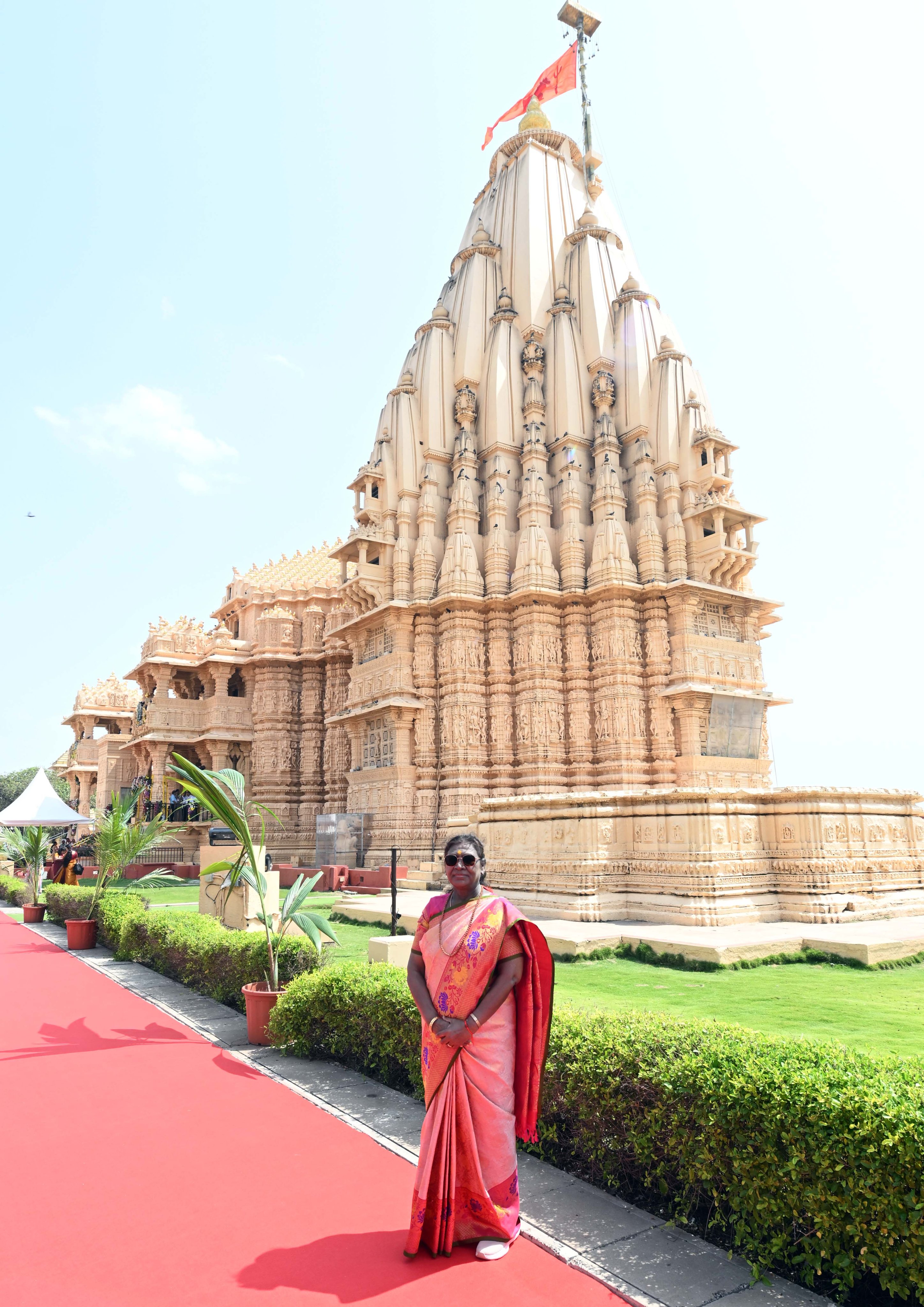 सोमनाथ महादेव मंदिर