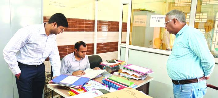 निरीक्षण के दौरान निरीक्षण के दौरान