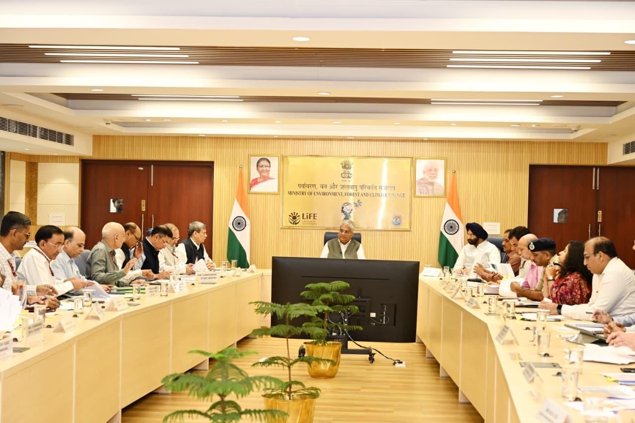 उच्च स्तरीय बैठक में केन्द्रीय भूपेन्द्र यादव उच्च स्तरीय बैठक में केन्द्रीय भूपेन्द्र यादव