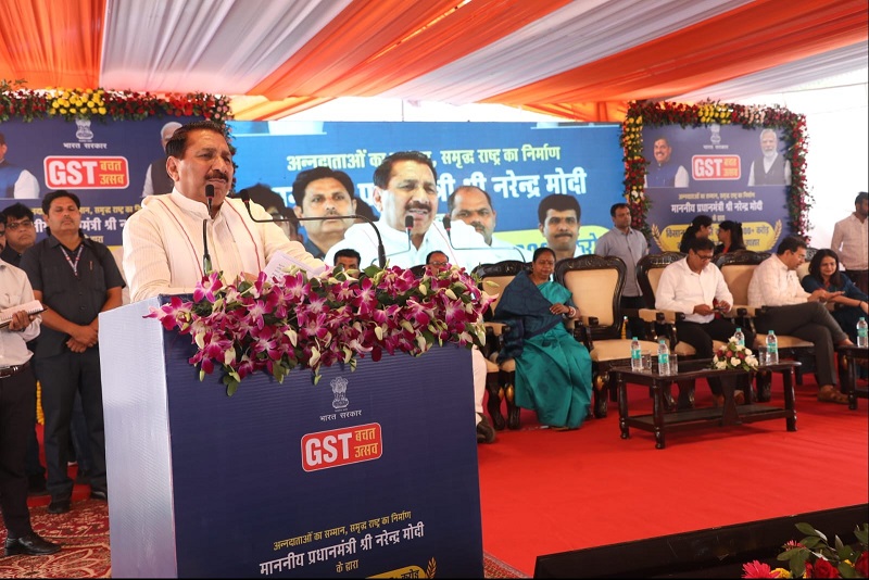 भोपाल के करोंद स्थित कृषि उपज मंडी प्रांगण में आयोजित प्रधानमंत्री के लाइव कार्यक्रम भोपाल के करोंद स्थित कृषि उपज मंडी प्रांगण में आयोजित प्रधानमंत्री के लाइव कार्यक्रम