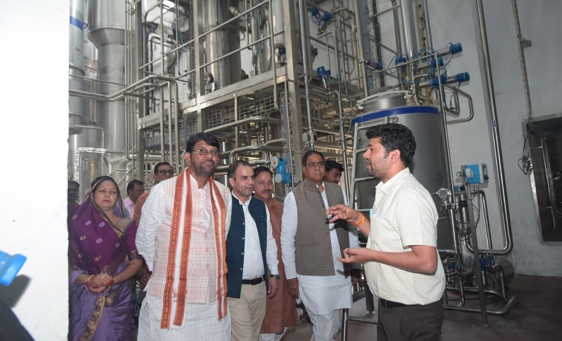 राज्यमंत्री लखन पटेल ने प्लांट स्थल मांगलिया पहुँचकर निरीक्षण किया।