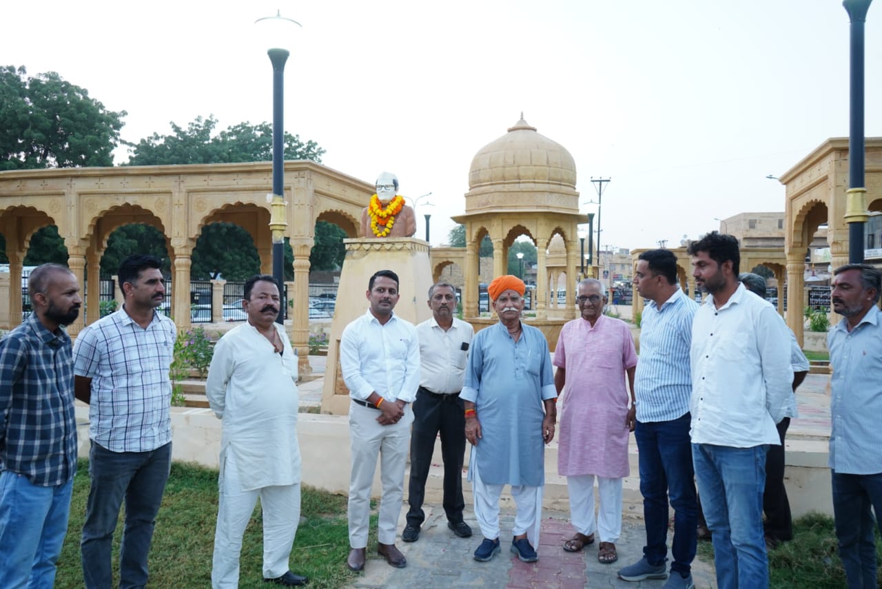 पर्यटन को बढ़ावा देने के उद्देश्य से खम्मा घणी सर्किल एवं सत्यदेव व्यास पार्क का लोकार्पण पर्यटन को बढ़ावा देने के उद्देश्य से खम्मा घणी सर्किल एवं सत्यदेव व्यास पार्क का लोकार्पण