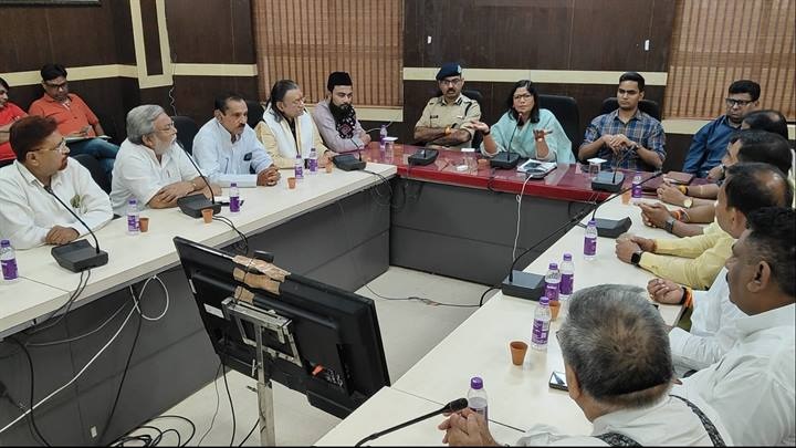 जिला शांति समिति की बैठक