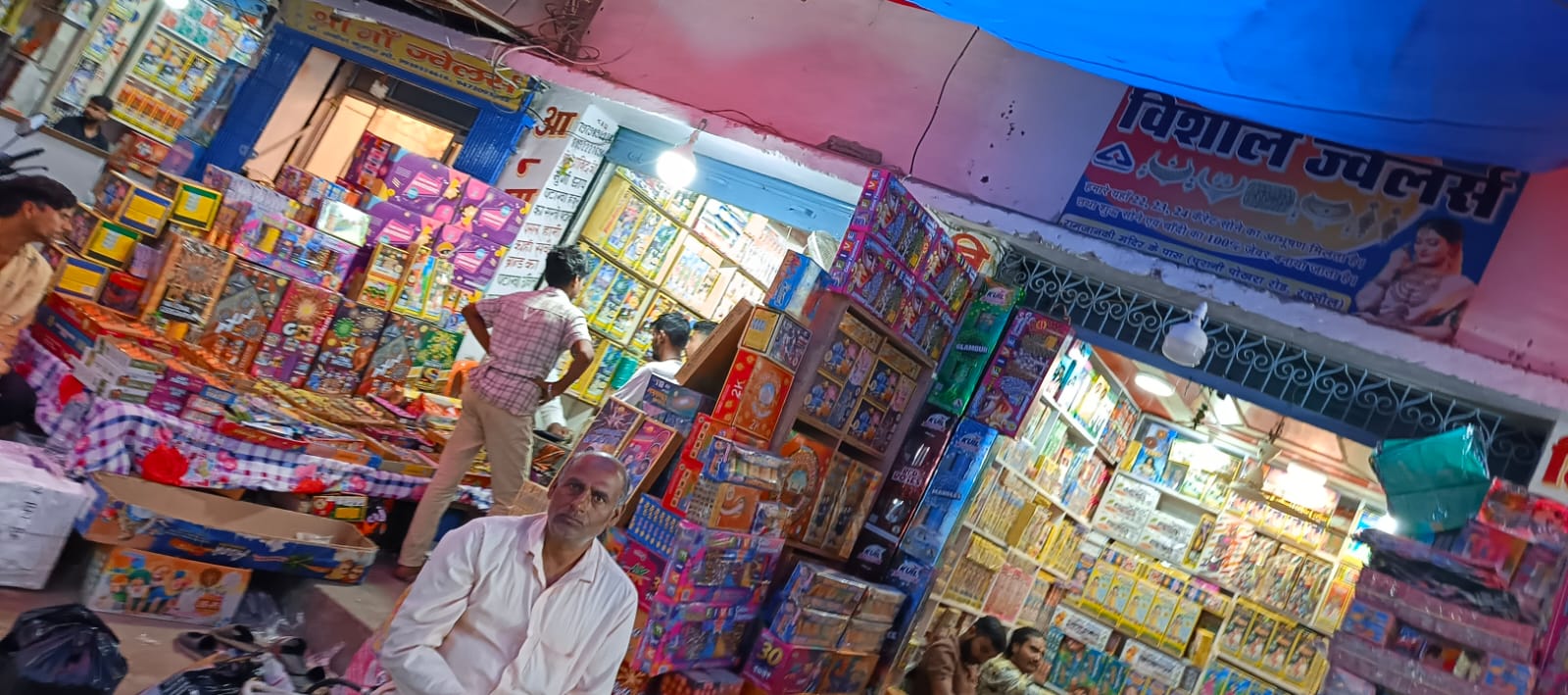 रक्सौल के पटाखा दूकानदार