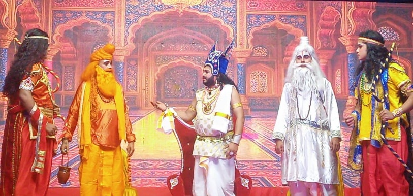 श्रीराम जन्मोत्सव का मंचन । श्रीराम जन्मोत्सव का मंचन ।