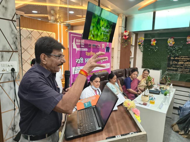 सम्बोधित करते डॉ जीएस तोमर