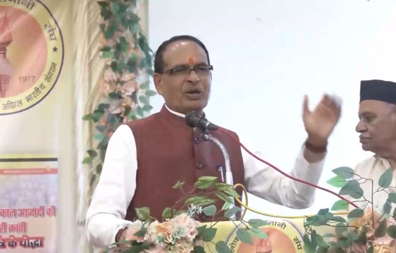 लोकतंत्र सेनानियों के सम्मान समारोह में शिवराज लोकतंत्र सेनानियों के सम्मान समारोह में शिवराज
