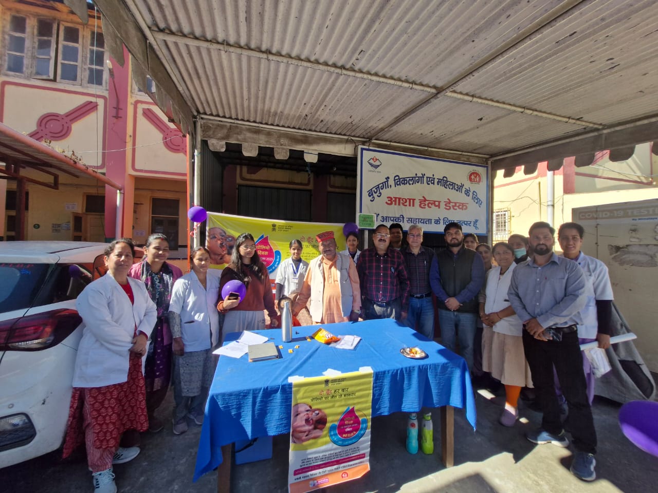 पल्स पोलिया का शुभारंभ करते विधायक पौड़ी पल्स पोलिया का शुभारंभ करते विधायक पौड़ी
