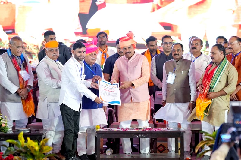 श्योपुर के मेला ग्राउंड पर भव्य कार्यक्रम