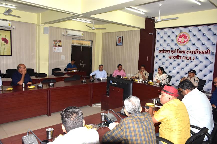 शहर की ट्रैफिक व्यवस्था सुधारने में जनभागीदारी को मिलेगी प्राथमिकता शहर की ट्रैफिक व्यवस्था सुधारने में जनभागीदारी को मिलेगी प्राथमिकता