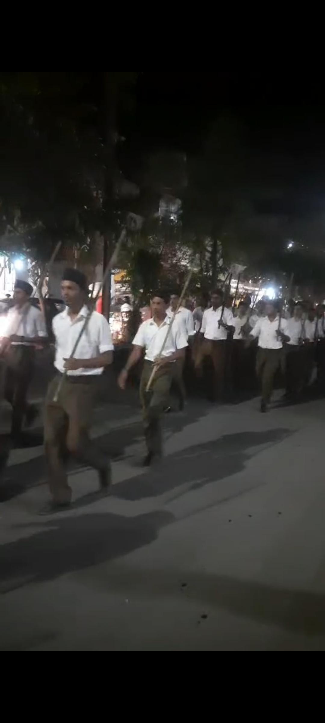 Seoni: College students take out a march in Seoni on the occasion of the RSS centenary year. Seoni: College students take out a march in Seoni on the occasion of the RSS centenary year.