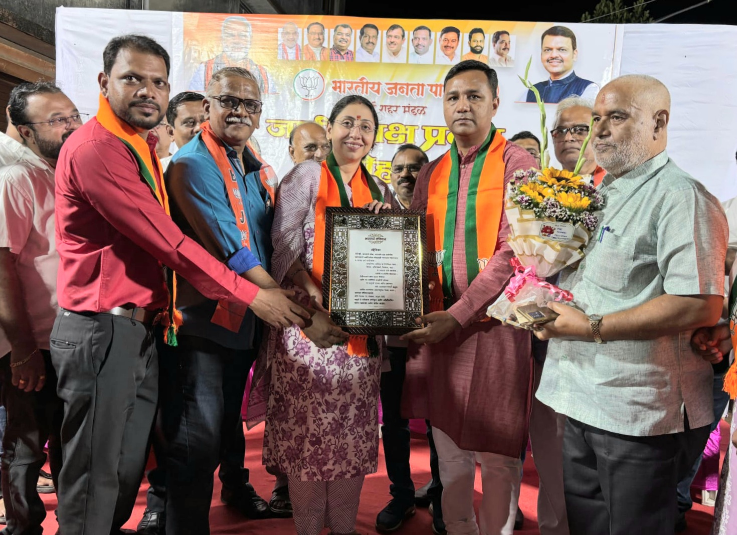 पक्ष प्रवेश समारोह के दौरान विधायक स्नेहा दुबे-पंडित। पक्ष प्रवेश समारोह के दौरान विधायक स्नेहा दुबे-पंडित।