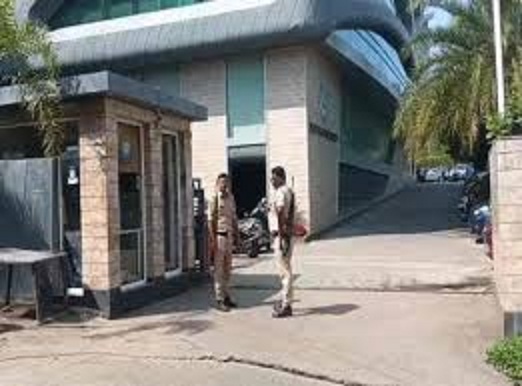 भोपाल में दिलीप बिल्डकॉन के ठिकानों पर इनकम टैक्स का छापा भोपाल में दिलीप बिल्डकॉन के ठिकानों पर इनकम टैक्स का छापा
