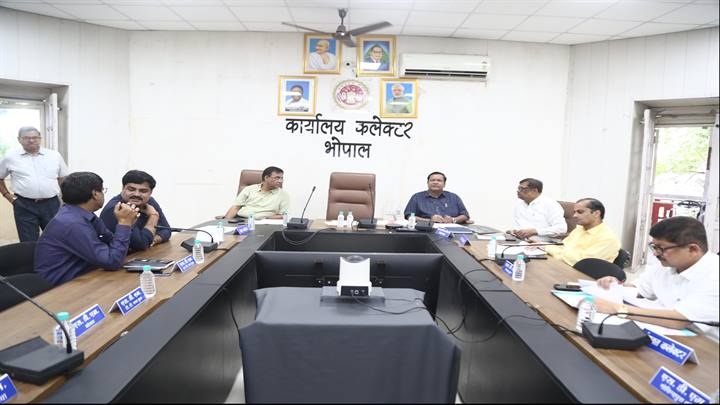 समय - सीमा पत्रों की समीक्षा बैठक