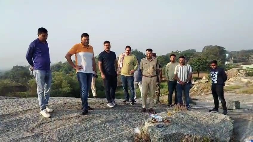 घटनास्थल की तस्वीर घटनास्थल की तस्वीर
