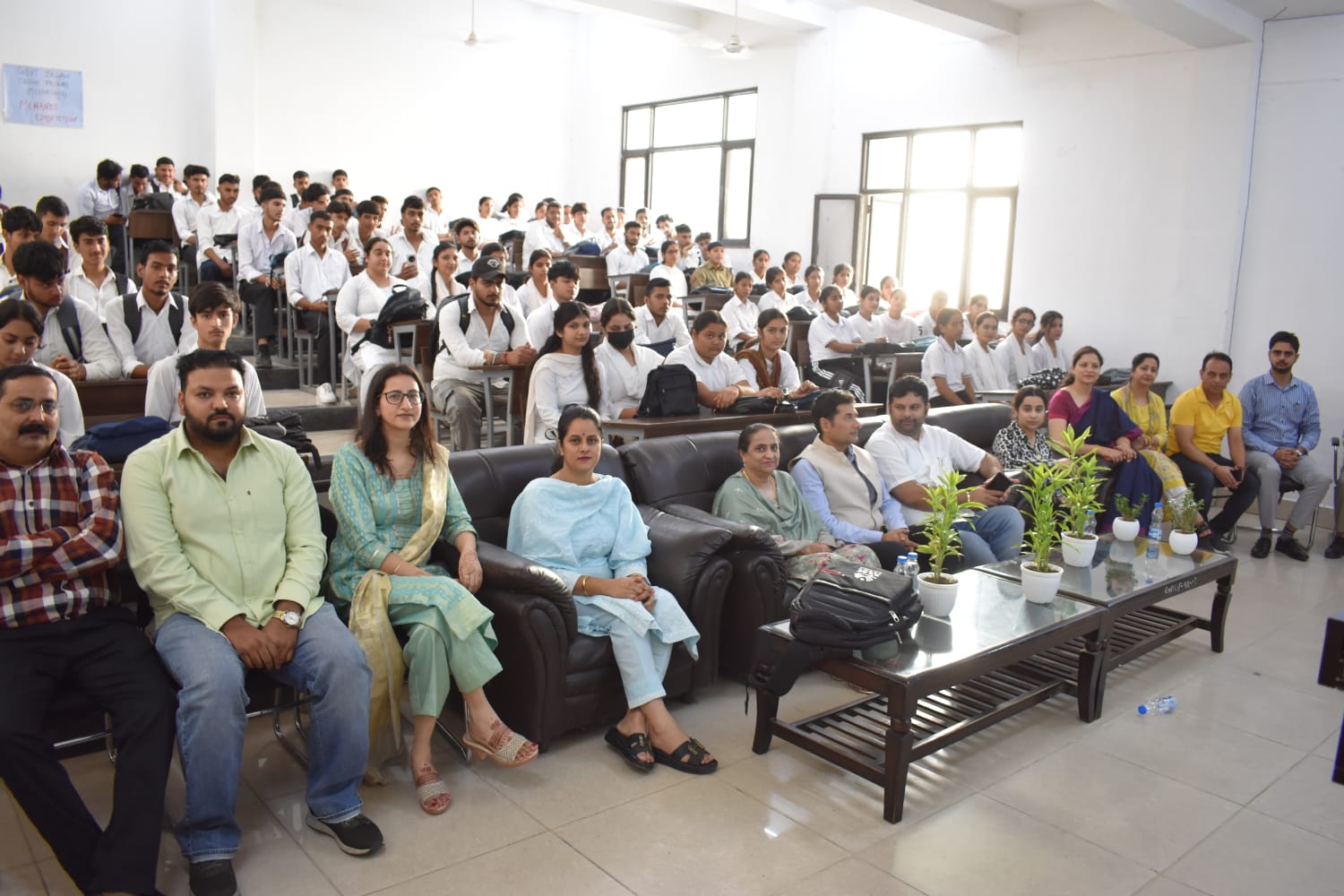 जम्मू के लिए गौरव का क्षण, नटरंग के चार युवा कलाकार झंक्रिति 2025 के फाइनल राउंड में पहुँचे जम्मू के लिए गौरव का क्षण, नटरंग के चार युवा कलाकार झंक्रिति 2025 के फाइनल राउंड में पहुँचे