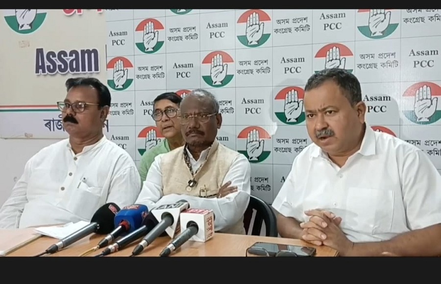 प्रदेश कांग्रेस मुख्यालय राजीव भवन में आयोजित संवाददाता सम्मेलन की तस्वीर। प्रदेश कांग्रेस मुख्यालय राजीव भवन में आयोजित संवाददाता सम्मेलन की तस्वीर।