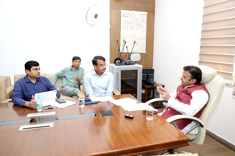 मप्रः उप मुख्यमंत्री शुक्ल ने की रीवा जिले की नल-जल योजनाओं की वृहद समीक्षा मप्रः उप मुख्यमंत्री शुक्ल ने की रीवा जिले की नल-जल योजनाओं की वृहद समीक्षा
