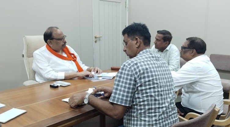 मप्रः मंत्री काश्यप ने ली भोपाल मेट्रो के शीघ्र संचालन कार्य की जानकारी मप्रः मंत्री काश्यप ने ली भोपाल मेट्रो के शीघ्र संचालन कार्य की जानकारी