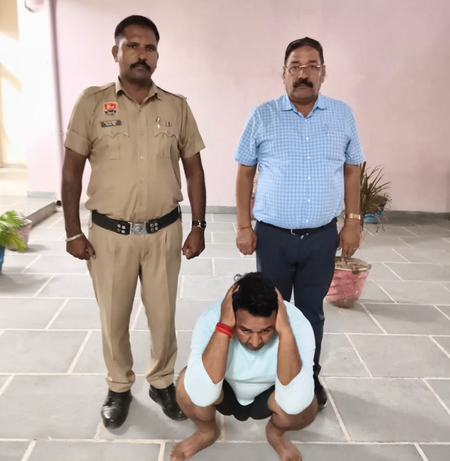 फर्जी एनडीसी तैयार करने का आरोपी पुलिस की गिरफ्त में। फर्जी एनडीसी तैयार करने का आरोपी पुलिस की गिरफ्त में।