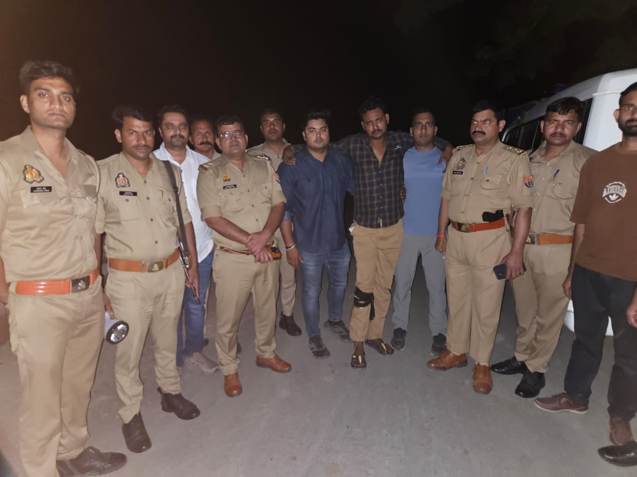 पुलिस मुठभेड़ पुलिस मुठभेड़