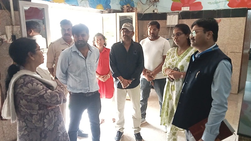 मप्रः राज्य स्तरीय निगरानी समिति अध्यक्ष ने आश्रय स्थलों की व्यवस्थाएं देखी मप्रः राज्य स्तरीय निगरानी समिति अध्यक्ष ने आश्रय स्थलों की व्यवस्थाएं देखी