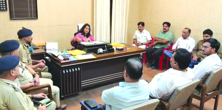 बैठक के दौरान बैठक के दौरान
