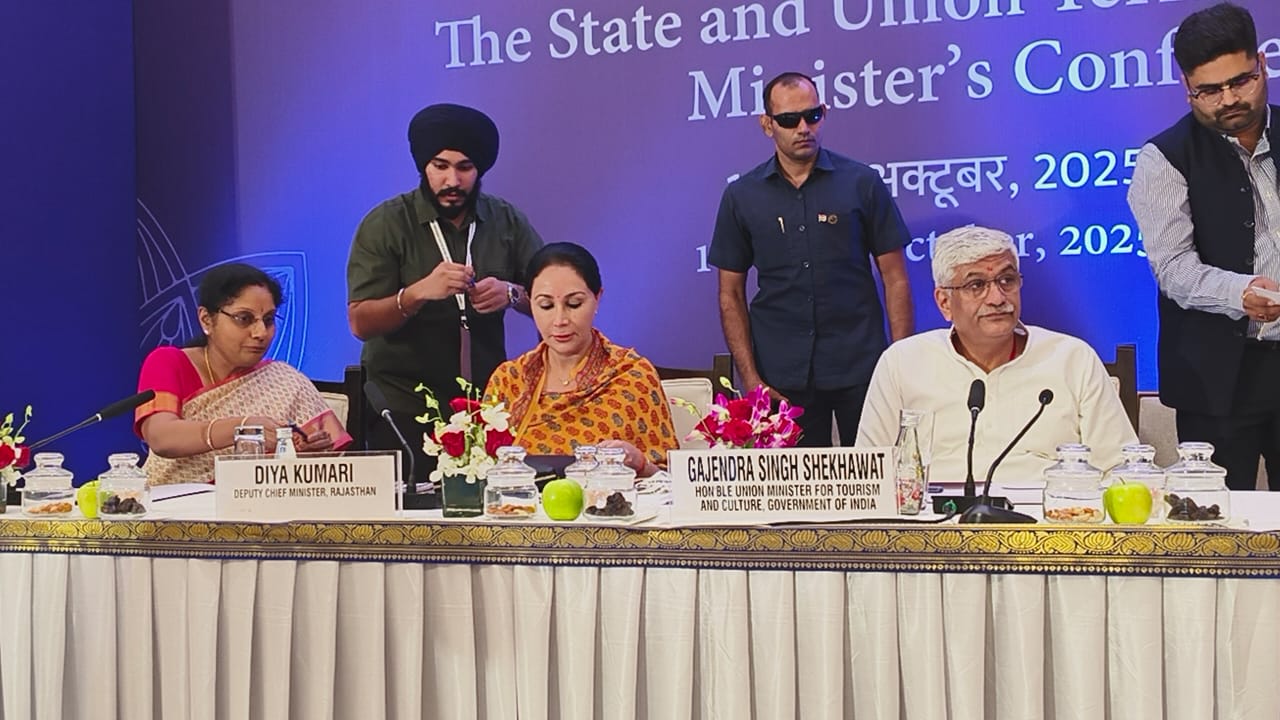 उदयपुर में दो दिवसीय राष्ट्रीय पर्यटन कॉन्फ्रेंस का भव्य आगाज़ उदयपुर में दो दिवसीय राष्ट्रीय पर्यटन कॉन्फ्रेंस का भव्य आगाज़