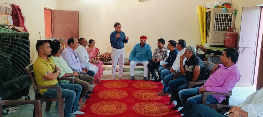 पुष्कर में होने वाले गायत्री पुरश्चरण महायज्ञ को लेकर बीकानेर में बैठकों का दौर शुरू पुष्कर में होने वाले गायत्री पुरश्चरण महायज्ञ को लेकर बीकानेर में बैठकों का दौर शुरू