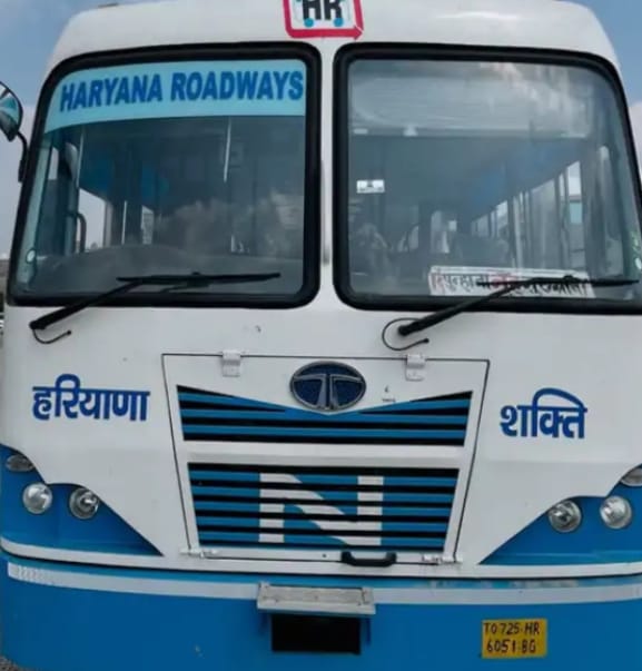 फोटो : रोडवेज बस फोटो : रोडवेज बस