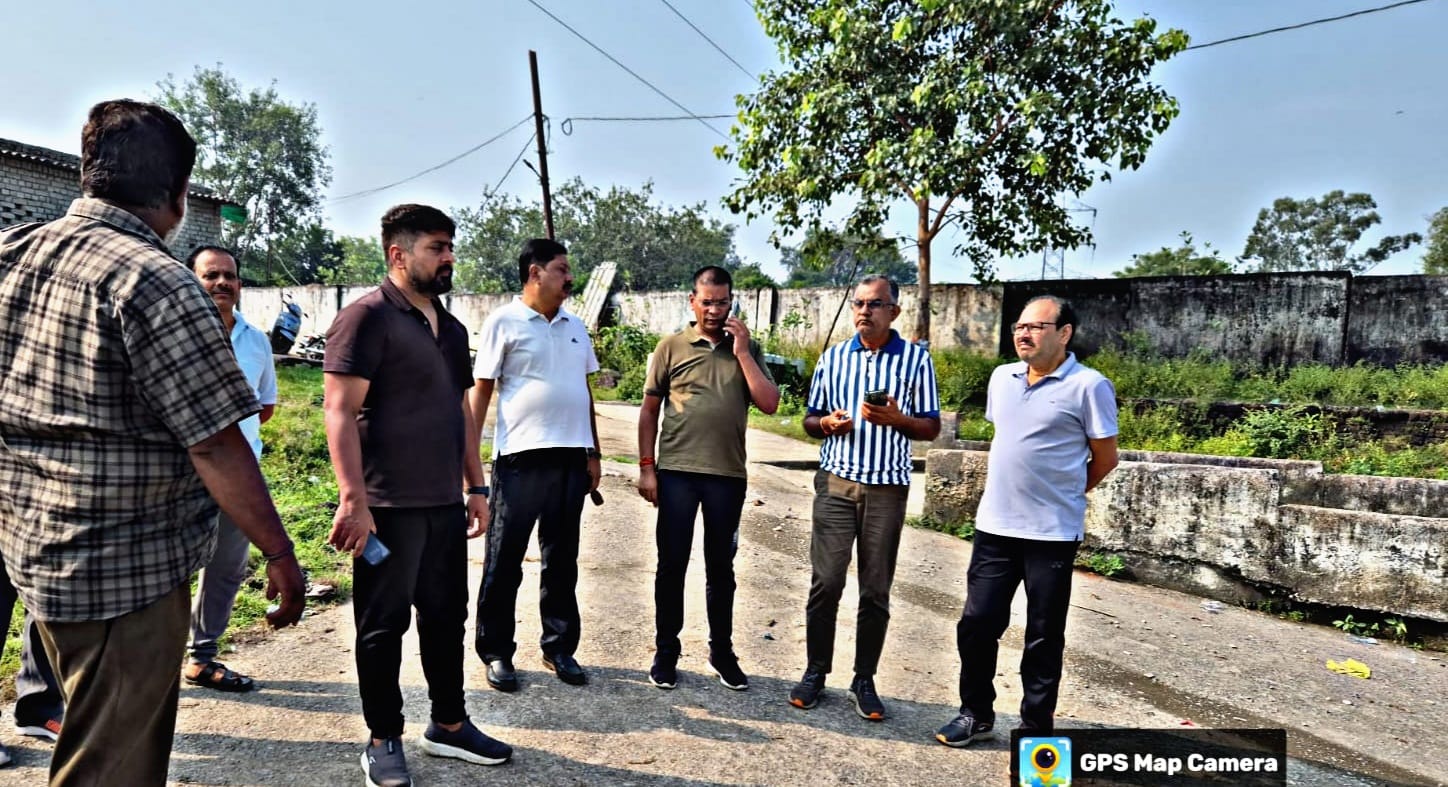 कोरबा आयुक्त पहुंचे विभिन्न छठघाटों पर, किया निरीक्षण, व्यवस्थाओं हेतु दिए दिशा निर्देश कोरबा आयुक्त पहुंचे विभिन्न छठघाटों पर, किया निरीक्षण, व्यवस्थाओं हेतु दिए दिशा निर्देश