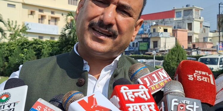 सर्किल रेट वृद्धि से खत्म होगा आम आदमी का मकान का सपना: ललित जोशी सर्किल रेट वृद्धि से खत्म होगा आम आदमी का मकान का सपना: ललित जोशी
