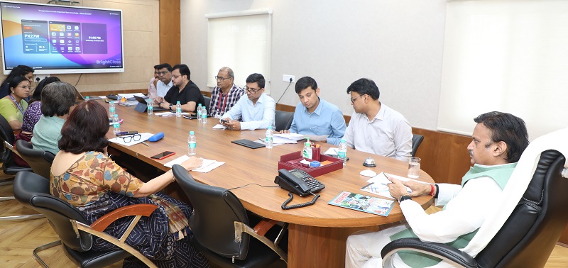 मप्रः उप मुख्यमंत्री शुक्ल ने की चिकित्सा महाविद्यालयों में स्वास्थ्य सेवाओं की समीक्षा