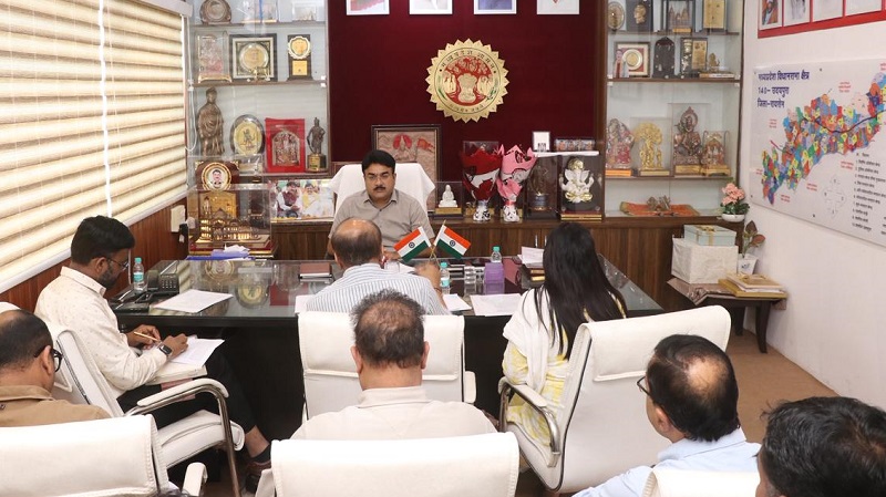 खाद्य एवं औषधि प्रशासन विभाग के अधिकारियों के साथ विभागीय समीक्षा बैठक खाद्य एवं औषधि प्रशासन विभाग के अधिकारियों के साथ विभागीय समीक्षा बैठक