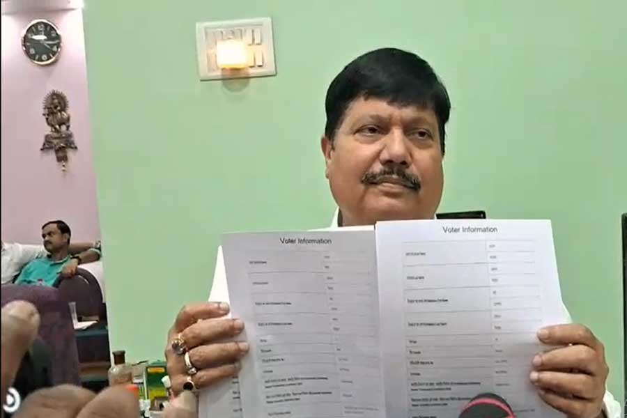अर्जुन सिंह अर्जुन सिंह