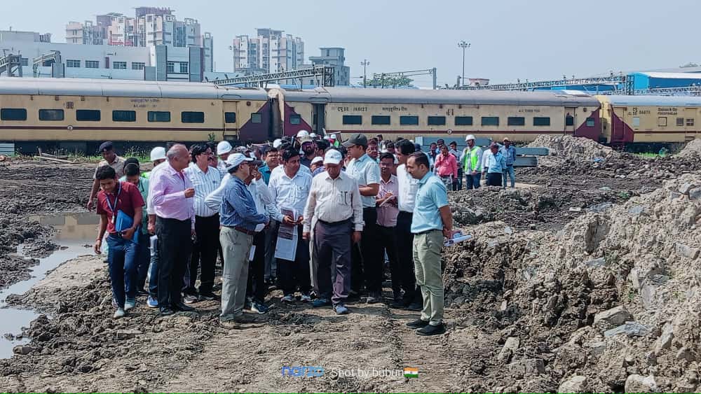 दक्षिण पूर्व रेलवे के जीएम ने शालीमार दक्षिण पूर्व रेलवे के जीएम ने शालीमार