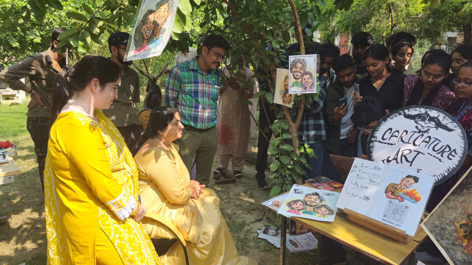 सीएसजेएमयू में दो दिवसीय कला उत्सव का आयोजन, दीपावली के मौके कलाकृतियों की हुई खरीदारी सीएसजेएमयू में दो दिवसीय कला उत्सव का आयोजन, दीपावली के मौके कलाकृतियों की हुई खरीदारी