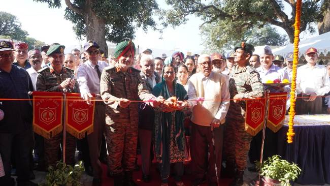सीएसडी कैंटीन का उद्घाटन जनरल ऑफिसर कमांडिंग, मेजर जनरल एमपीएस गिल। सीएसडी कैंटीन का उद्घाटन जनरल ऑफिसर कमांडिंग, मेजर जनरल एमपीएस गिल।