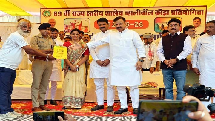 69 वीं राज्य स्तरीय शालेय व्हालीबॉल क्रीड़ा प्रतियोगिता का समापन 69 वीं राज्य स्तरीय शालेय व्हालीबॉल क्रीड़ा प्रतियोगिता का समापन