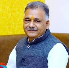 उच्च शिक्षा मंत्री इन्दर सिंह परमार
