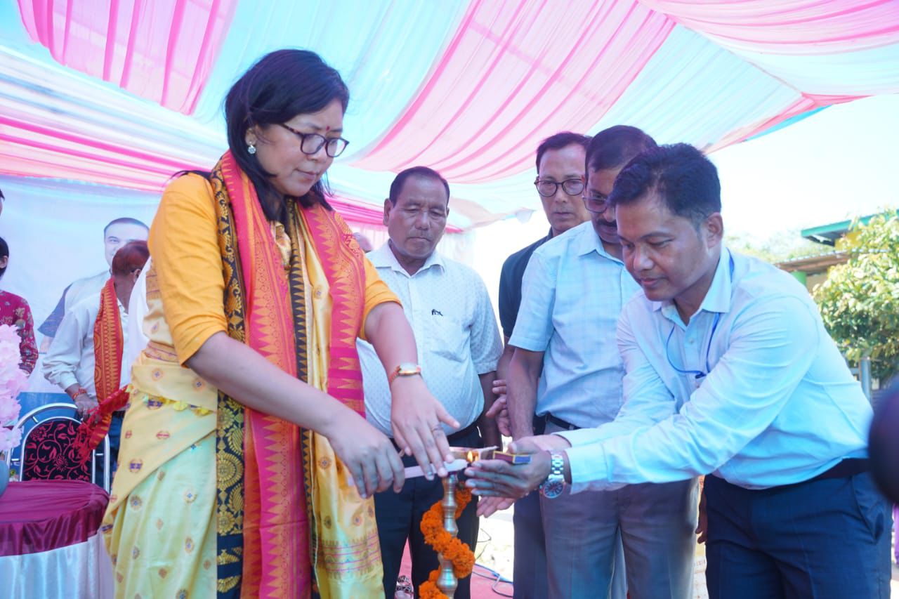 ईएम मून मून ब्रह्मा ने किया कैम्प का उद्घाटन। ईएम मून मून ब्रह्मा ने किया कैम्प का उद्घाटन।