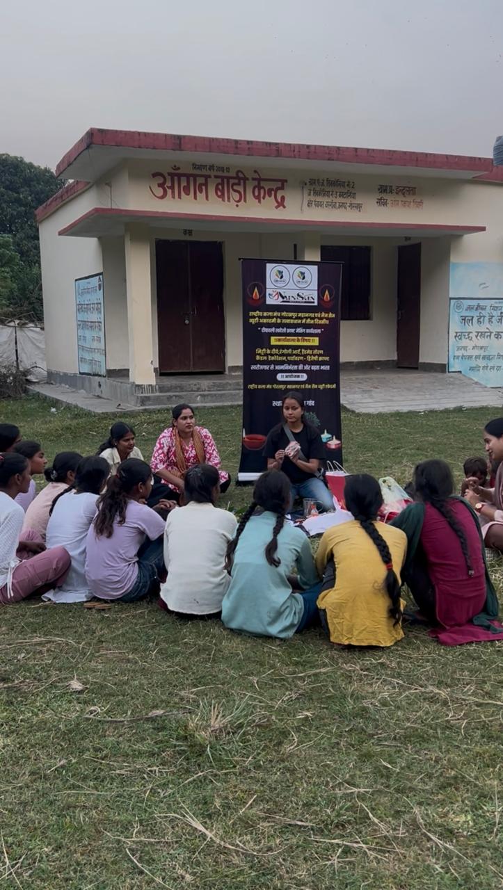 *जंगल तिकोनिया नम्बर तीन में तीन दिवसीय दीपावली स्वदेशी क्राफ्ट मेकिंग कार्यशाला का शुभारंभ*