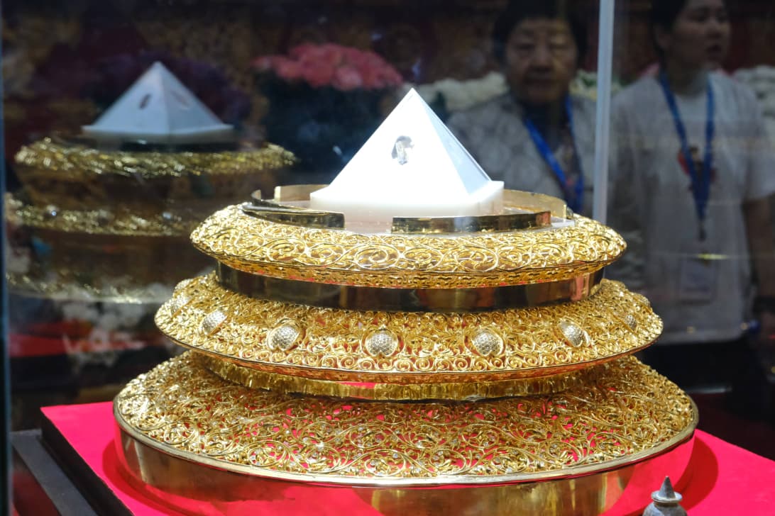 बौध के पवित्र अवशेष बौध के पवित्र अवशेष