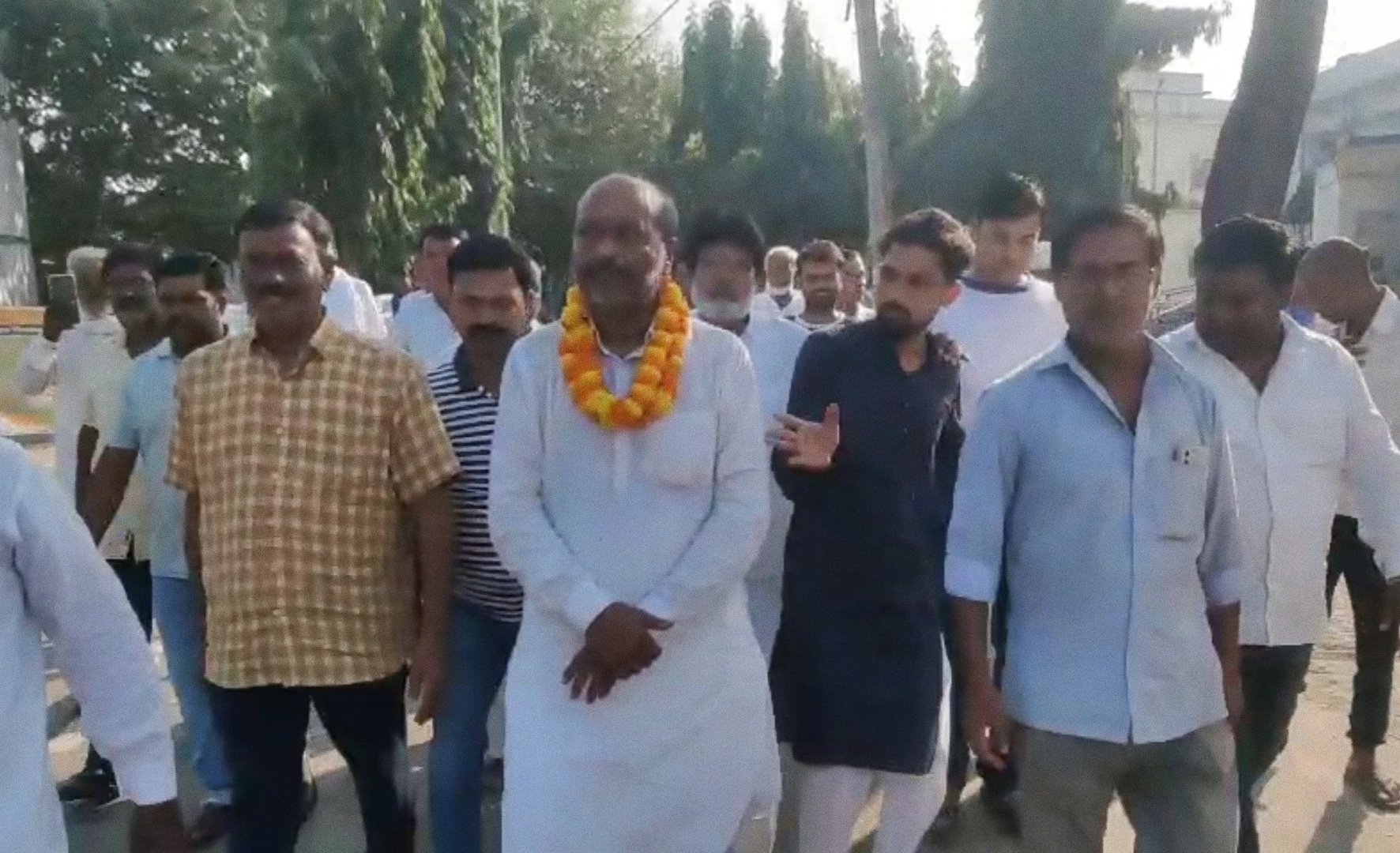 अररिया फोटो:जनसुराज के सरफराज आलम अररिया फोटो:जनसुराज के सरफराज आलम